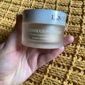 Lancôme Absolue Radiant Smoothing Powder In Absolute Peche